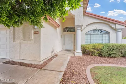 11406 W Crimson Lane, Avondale, AZ 85392 - Photo 3