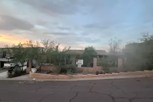 939 W Mercer Ln, Phoenix, AZ 85029 - Photo 1
