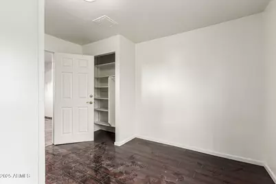 1642 N 38th Avenue, Phoenix, AZ 85009 - Photo 13