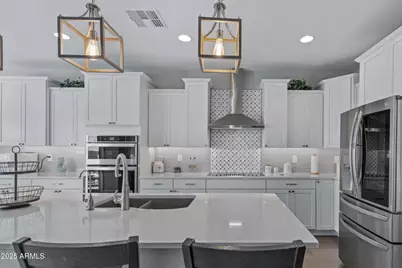 6703 W Springfield Way, Florence, AZ 85132 - Photo 11