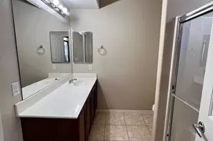 16825 N 14th St, Phoenix, AZ 85022 - Photo 9