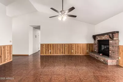 16454 N 61st Avenue, Glendale, AZ 85306 - Photo 7