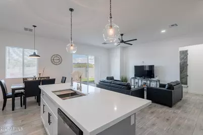 10530 E Baltimore Street, Apache Junction, AZ 85120 - Photo 15