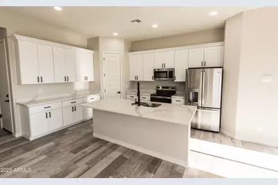 14910 S Country Club Drive, Arizona City, AZ 85123 - Photo 5