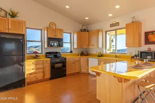 5975 W Aurora Hills Rd, Morristown, AZ 85342 - Photo 15