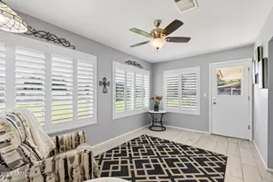 10502 W Roundelay Cir, Sun City, AZ 85351 - Photo 13