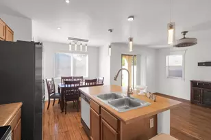 10911 W Meadowbrook Ave, Phoenix, AZ 85037 - Photo 17