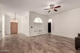 39029 N 21st Ave, Phoenix, AZ 85086 - Photo 3