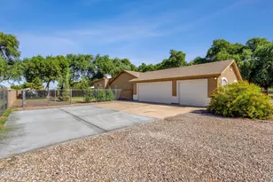 18132 E Bellerive Dr, Queen Creek, AZ 85142 - Photo 11