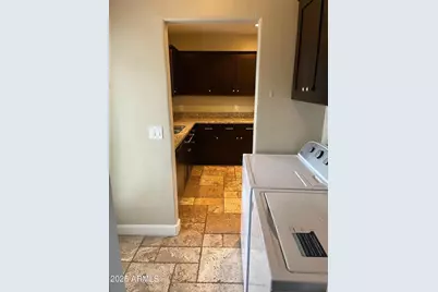 3807 E Devonshire Avenue, Phoenix, AZ 85018 - Photo 15
