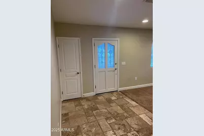 3807 E Devonshire Avenue, Phoenix, AZ 85018 - Photo 3