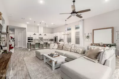 4702 N 212th Avenue, Buckeye, AZ 85396 - Photo 11