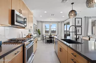 3754 N 101st Dr, Avondale, AZ 85392 - Photo 9