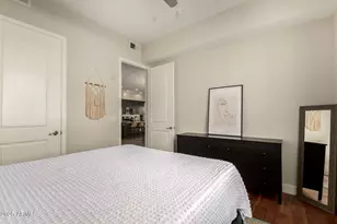 7300 E Earll Dr, Scottsdale, AZ 85251 - Photo 25