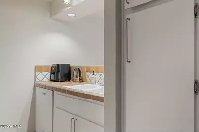 7625 E Camelback Road #B151, Scottsdale, AZ 85251 - Photo 9
