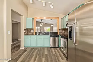 30445 N Sunray Dr, San Tan Valley, AZ 85143 - Photo 11