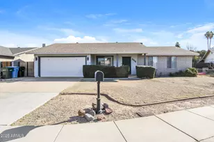 4715 N 64th Ln, Phoenix, AZ 85033 - Photo 1