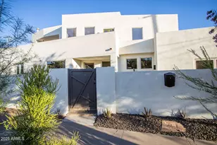 2257 N 16th Ave, Phoenix, AZ 85007 - Photo 1