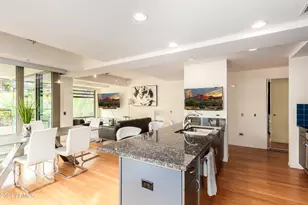 7137 E Rancho Vista Dr, Scottsdale, AZ 85251 - Photo 17