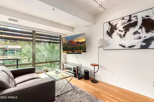 7137 E Rancho Vista Dr, Scottsdale, AZ 85251 - Photo 9