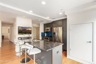 7137 E Rancho Vista Dr, Scottsdale, AZ 85251 - Photo 15