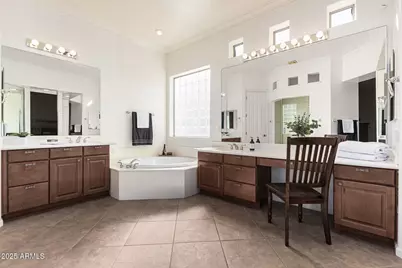 246 E Frances Lane, Gilbert, AZ 85295 - Photo 11