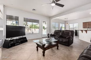 246 E Frances Ln, Gilbert, AZ 85295 - Photo 9