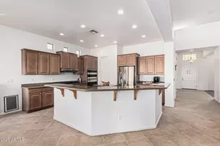 246 E Frances Ln, Gilbert, AZ 85295 - Photo 7