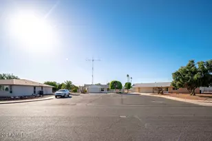 9710 W Campana Dr, Sun City, AZ 85351 - Photo 35