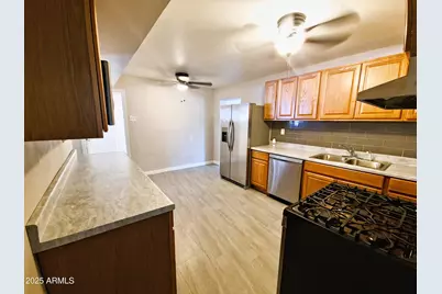 9448 S 10th Avenue, Phoenix, AZ 85041 - Photo 7