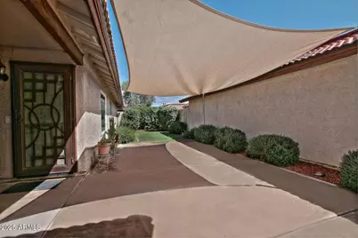 5202 E Tamblo Drive, Phoenix, AZ 85044 - Photo 7