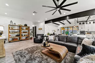 5325 N 83rd Pl, Scottsdale, AZ 85250 - Photo 9