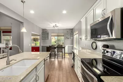 254 N Monterey Court, Casa Grande, AZ 85194 - Photo 17