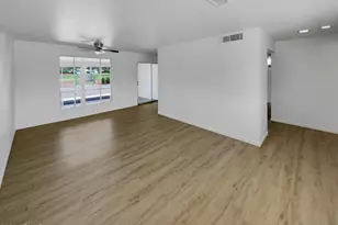 10414 W Sun City Blvd, Sun City, AZ 85351 - Photo 9