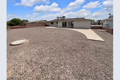 10414 W Sun City Boulevard, Sun City, AZ 85351 - Photo 25