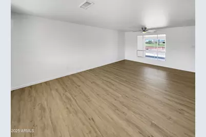 10414 W Sun City Boulevard, Sun City, AZ 85351 - Photo 11