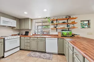 4195 E Valley Ln, Rimrock, AZ 86335 - Photo 9