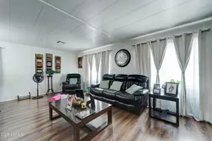 10960 N 67th Ave, Glendale, AZ 85304 - Photo 11