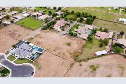 1765 E Camina Plata Court #-, Gilbert, AZ 85298 - Photo 3