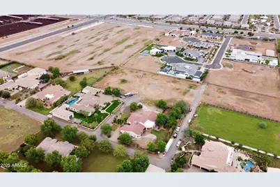 1765 E Camina Plata Court #-, Gilbert, AZ 85298 - Photo 7