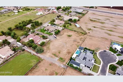 1766 E Camina Plata Court #-, Gilbert, AZ 85298 - Photo 5