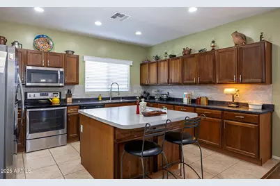 3018 N Regal Court, Casa Grande, AZ 85122 - Photo 7