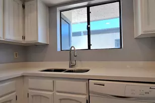 3411 N 12th Pl, Phoenix, AZ 85014 - Photo 5