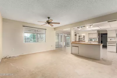 10625 W Chisholm Court, Sun City, AZ 85373 - Photo 11