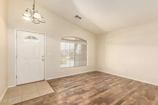 907 E Lincolnwood Cir, Casa Grande, AZ 85194 - Photo 9