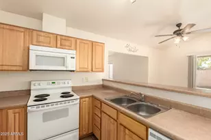 907 E Lincolnwood Cir, Casa Grande, AZ 85194 - Photo 13