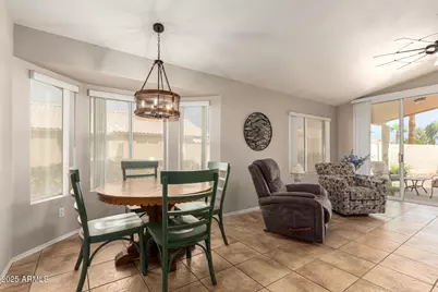 17799 N Lainie Court, Surprise, AZ 85378 - Photo 11