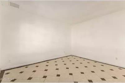 5603 W Greenbriar Drive, Glendale, AZ 85308 - Photo 7