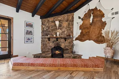 4233 W Sandra Terrace, Phoenix, AZ 85053 - Photo 7