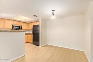 5757 W Eugie Ave, Glendale, AZ 85304 - Photo 9